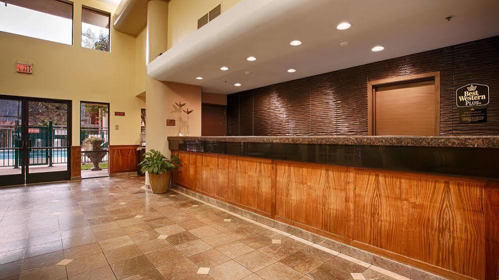 Whyte Harte Hotel レッドヒル エクステリア 写真