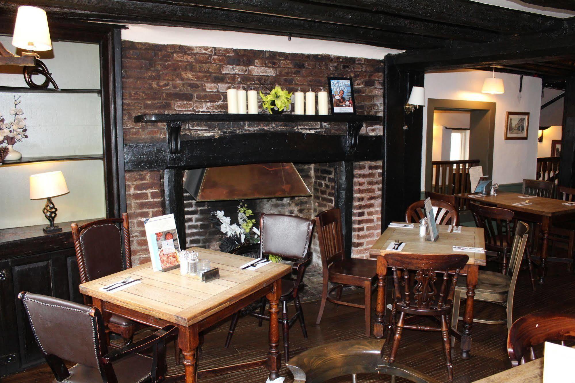 Whyte Harte Hotel レッドヒル エクステリア 写真