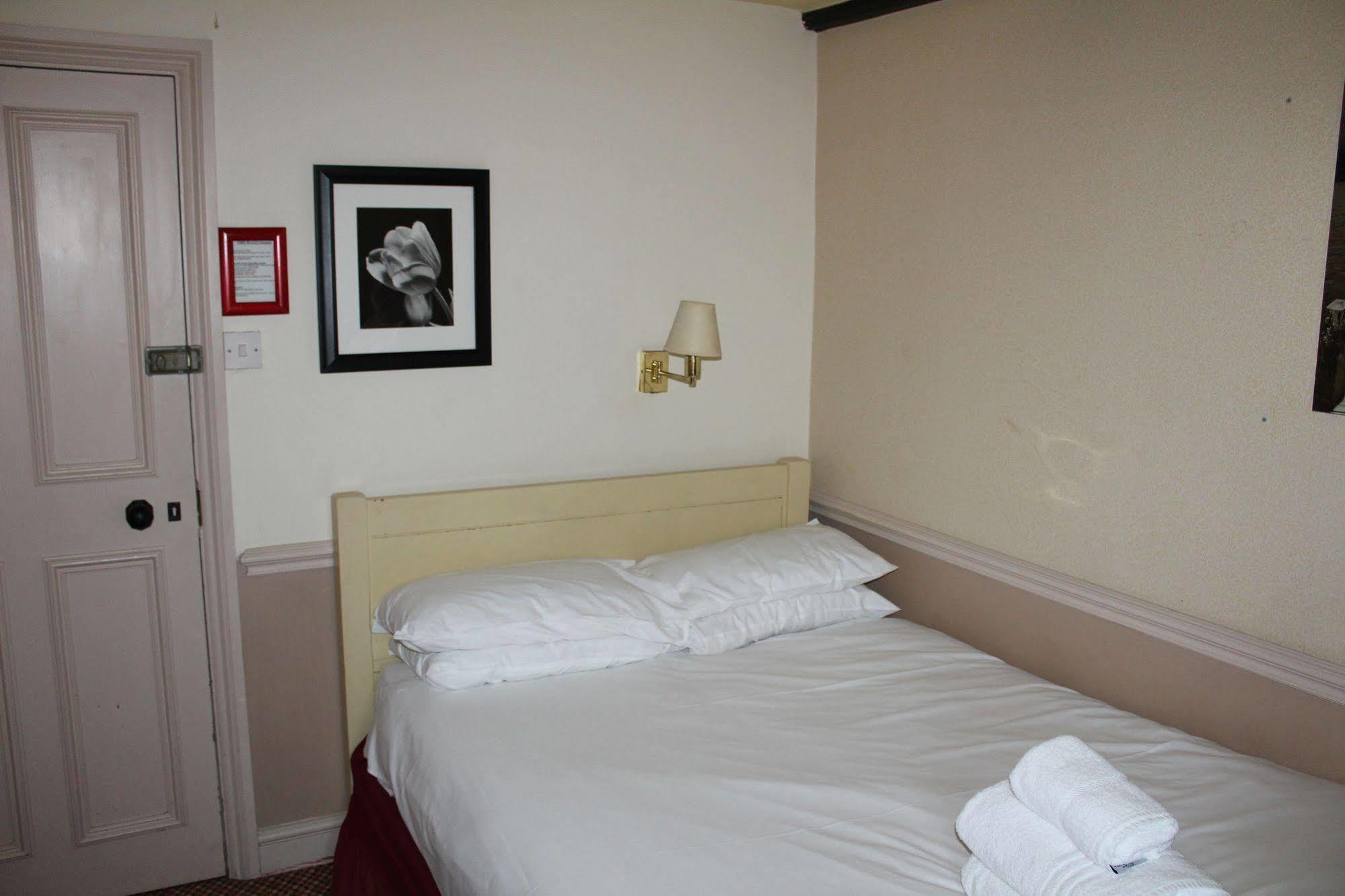 Whyte Harte Hotel レッドヒル エクステリア 写真