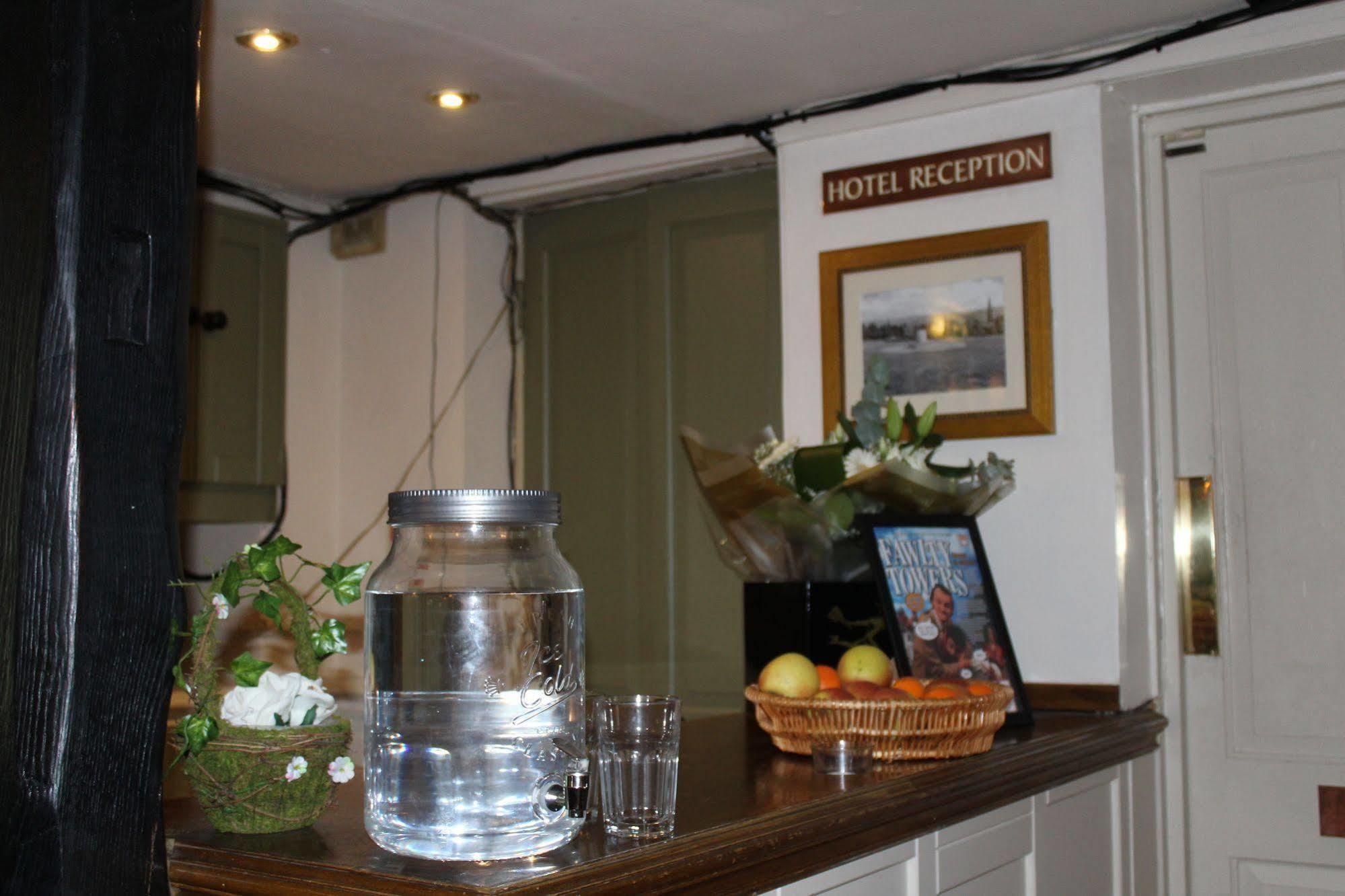 Whyte Harte Hotel レッドヒル エクステリア 写真